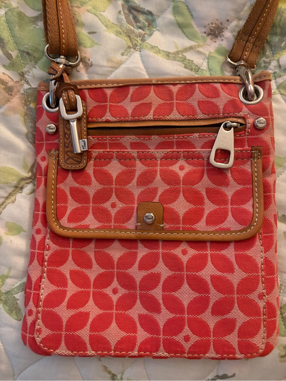 Fossil Key-Per Canvas Leather Crossbody Bag Messenger Red Pink Festival Boho